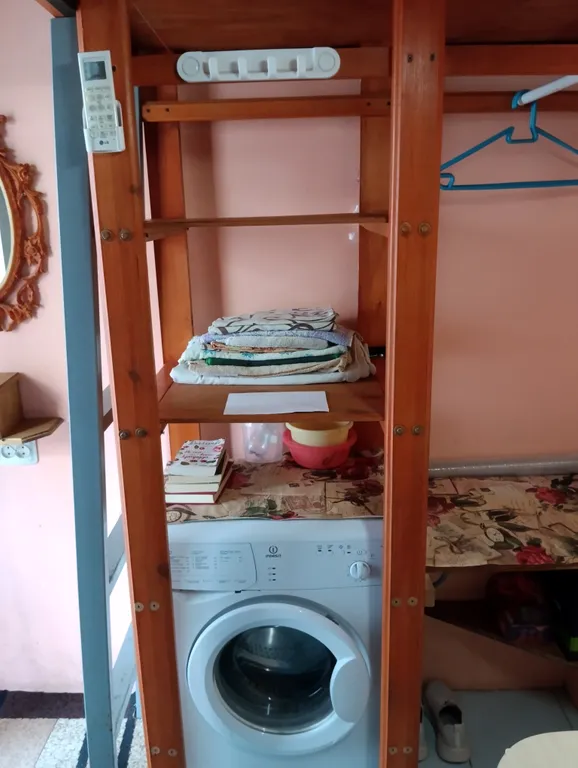 Домик у моря в центре