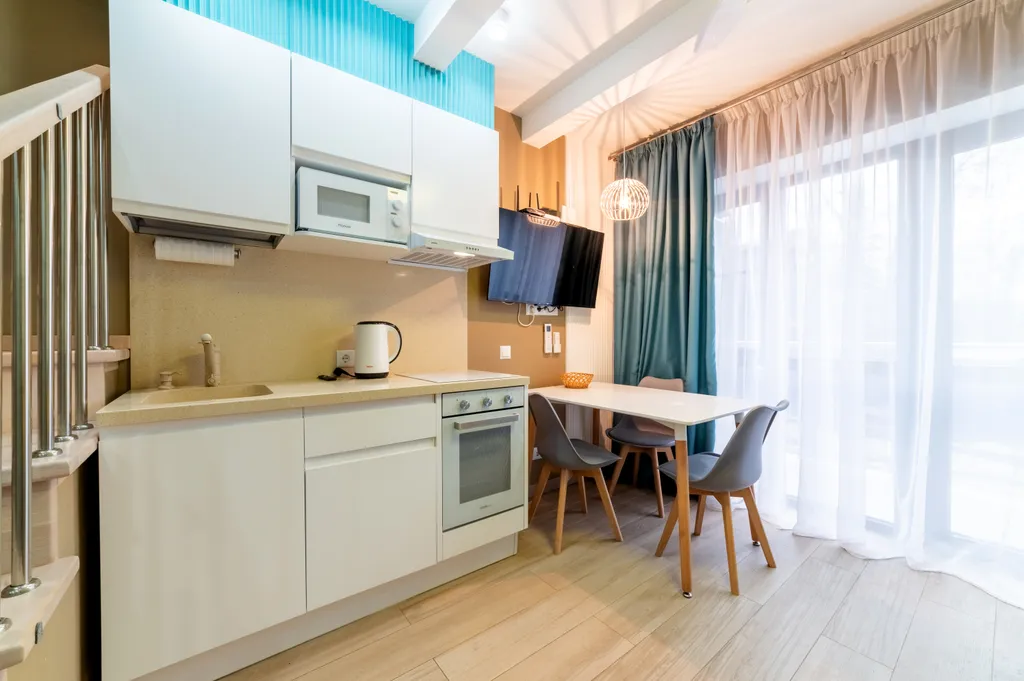 Двухуровневый апартамент около моря с бассейном в ЖК Морской квартал