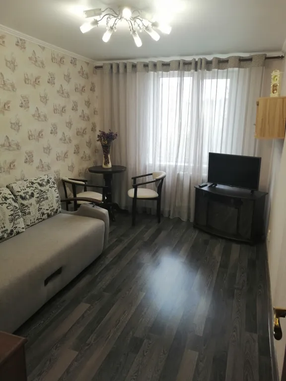 2-комнатная Квартира — аренда посуточно в Феодосия