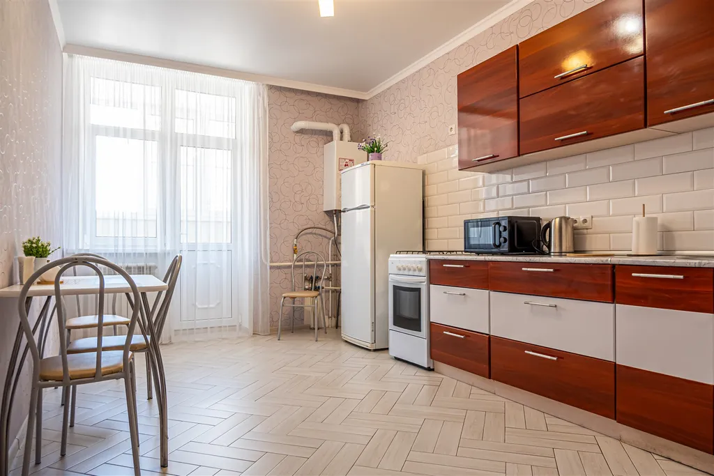 Просторная, чистая с отчетными документами квартира и теплым полом.