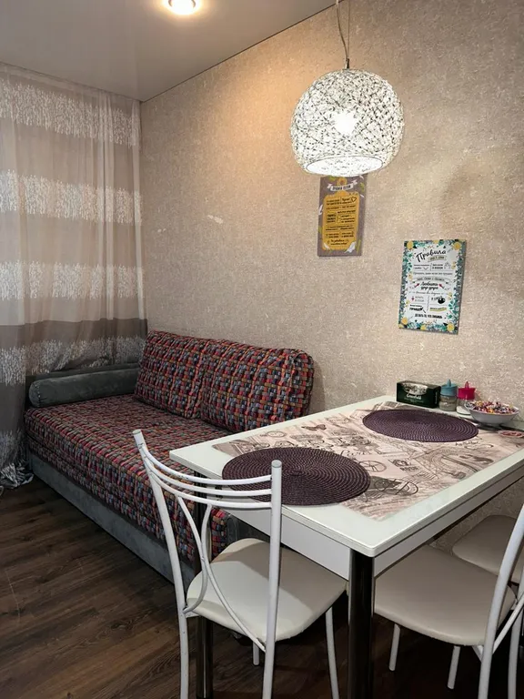 Квартира Квартира с хорошим ремонтом возле ТРК Космопорт — Самара