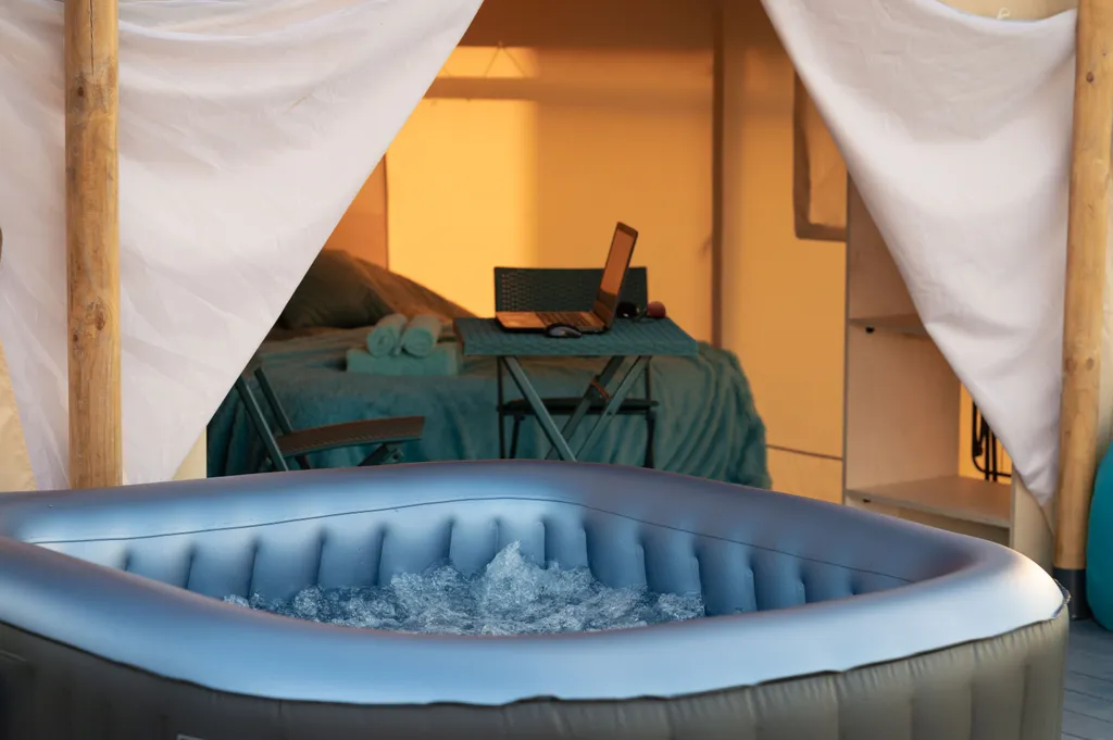 Коттедж со спа-басейном на побережье Азовского моря