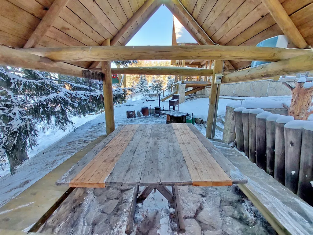 Дом у реки Аять