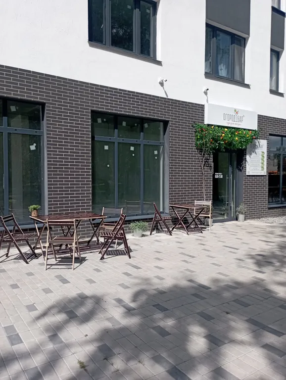 Апартаменты близко к Кремлю, ДС Кристалл, Драматическому театру