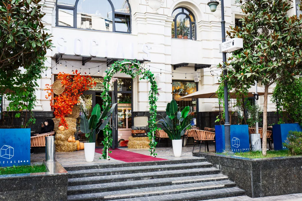 Kazakhstan resident's 171 by Royal rentals