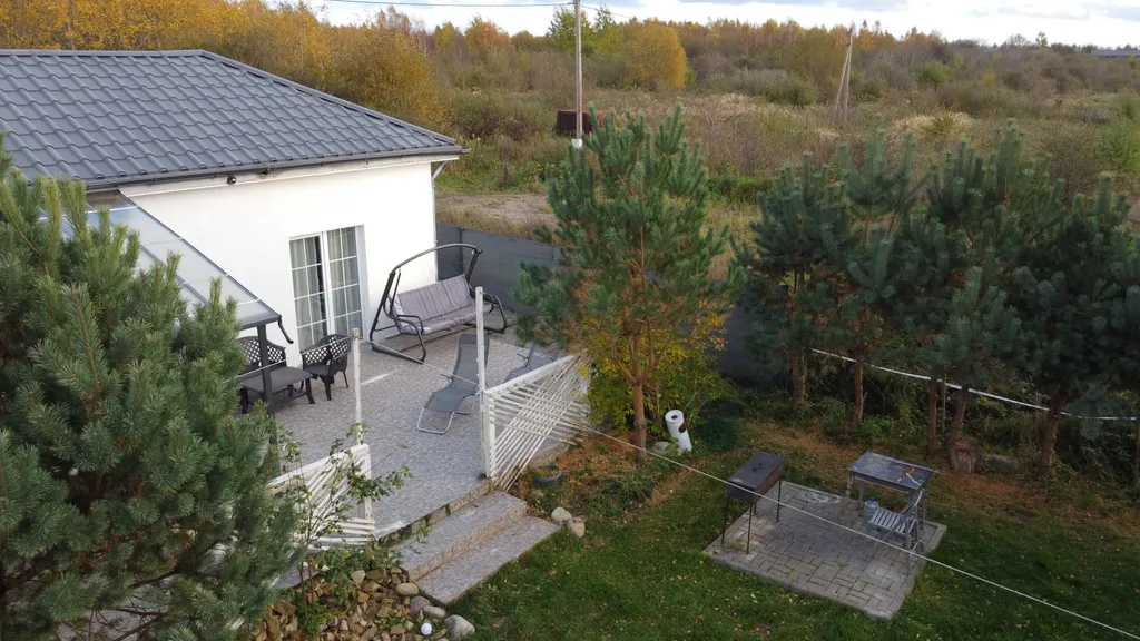 Дом с террасой на берегу моря