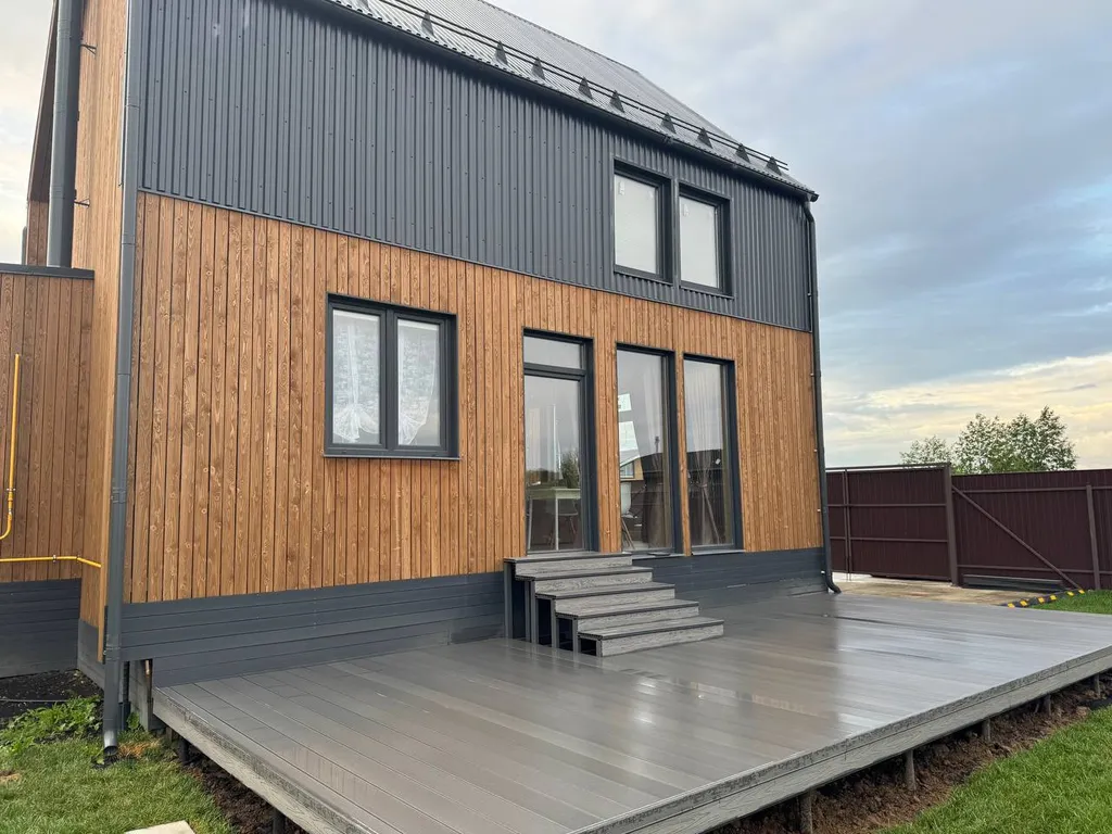 Дом у озера с чаном