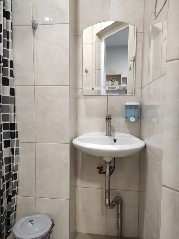 Квартира Luxe-евродвушка - в частном подворье, до 6-ти мест