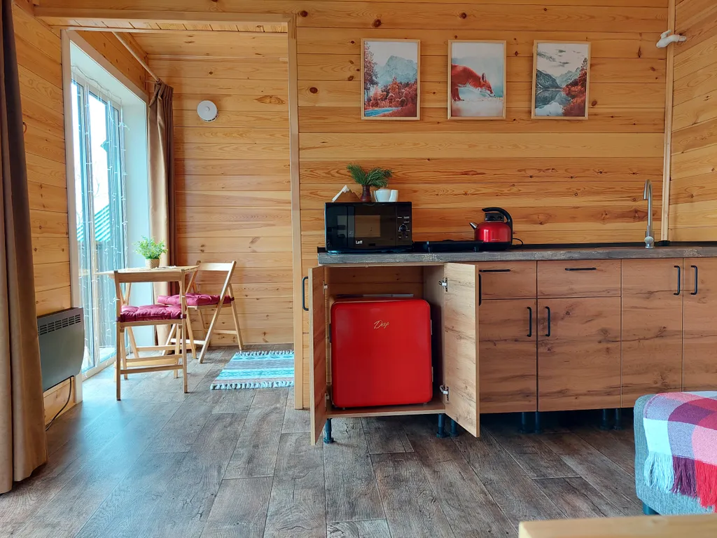 Уютный домик с сауной и мангалом на берегу Ангары