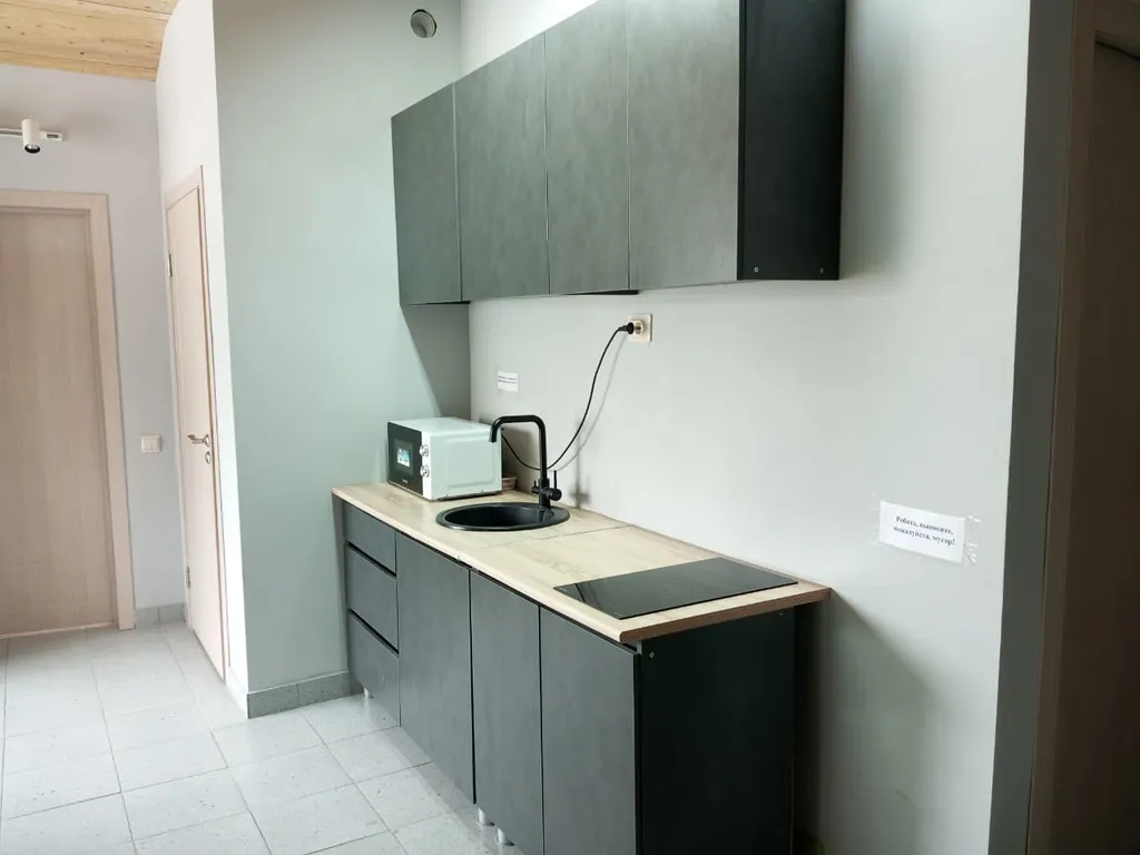 Пятиместный номер с общей ванной комнатой