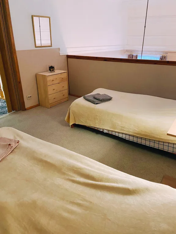 Квартира с шикарным видом на Неву, балкон, парковка