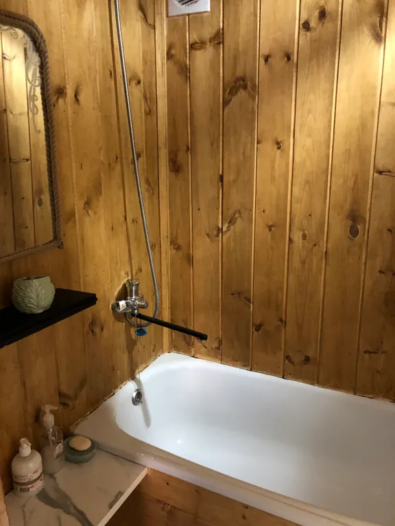 Домик под лесом