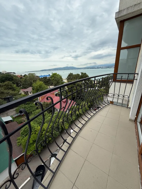 Первая береговая линия, 2-комнатная квартира с шикарным видом на море