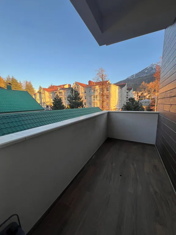 Новая квартира премиум-класса для семьи в центре Красной поляны