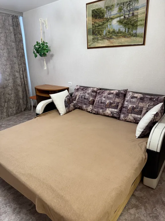 Квартира Уютная квартира возле парка — Симферополь