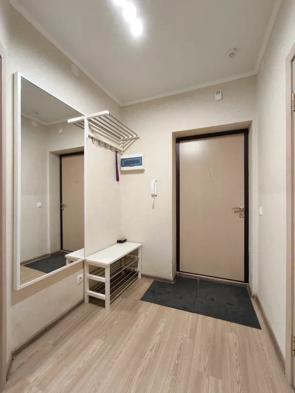 Видовая, с террасой, однокомнатная квартира возле РКБ