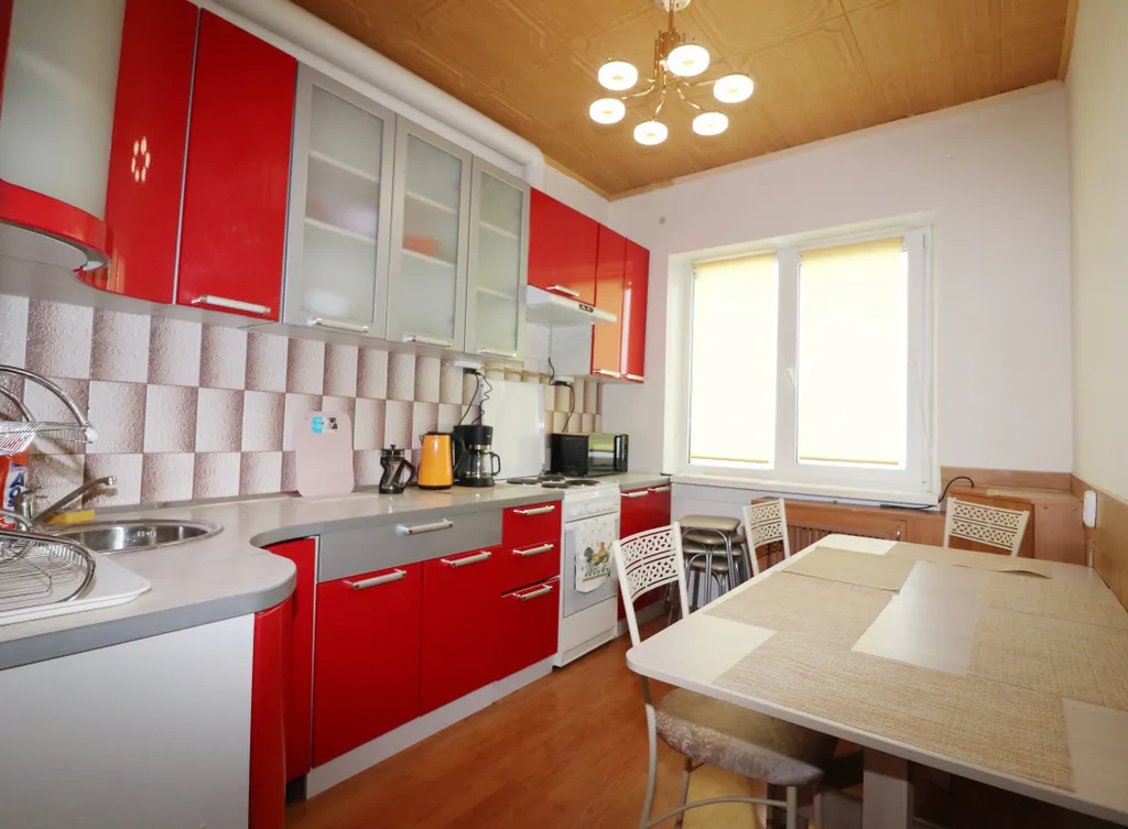 3-комнатная Квартира — аренда посуточно в Кировск