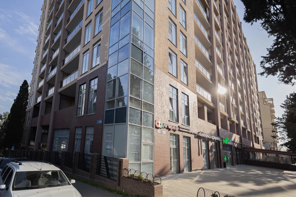 Двухкомнатные апартаменты с балконом рядом с морем