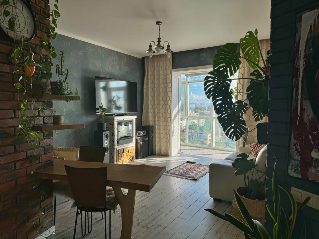 Видовая квартира c камином