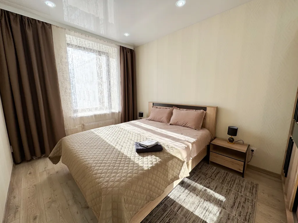 Стильная квартира в центре Мурманска на ул. Октябрьской, 3