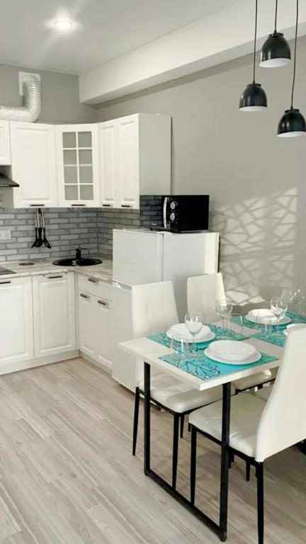 Студия на первой береговой