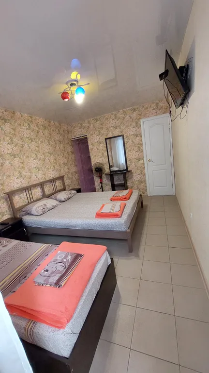 Квартира Квартира 3-местный номер со всеми удобствами, от 3х суток — Феодосия