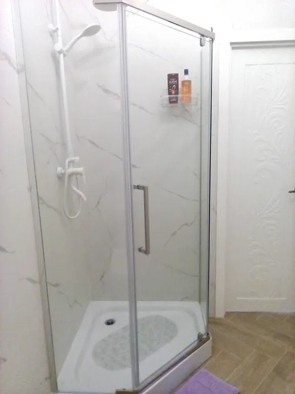 Студия в классическом стиле с видом на реку