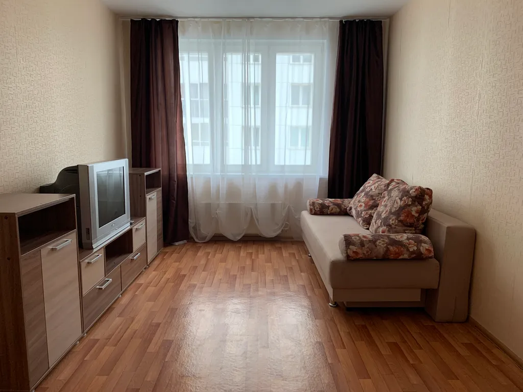 Квартира Квартира на 14 этаже, неподалеку от ТРЦ Red Sail — Красноярск