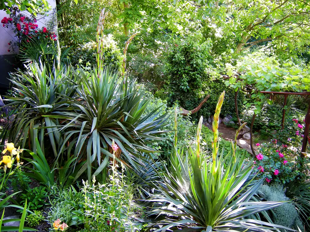 Дом с персональным двором, садом и зоной отдыха