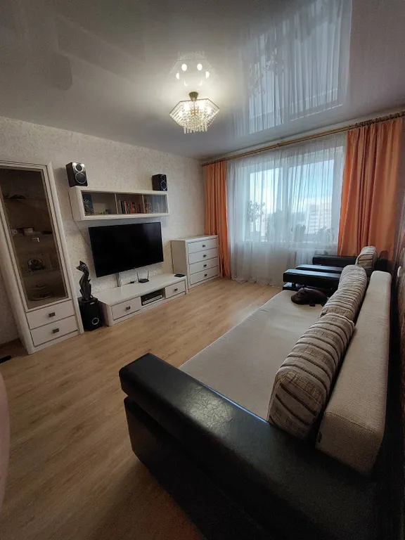 Большая трёхкомнатная квартира в оживлённом районе города