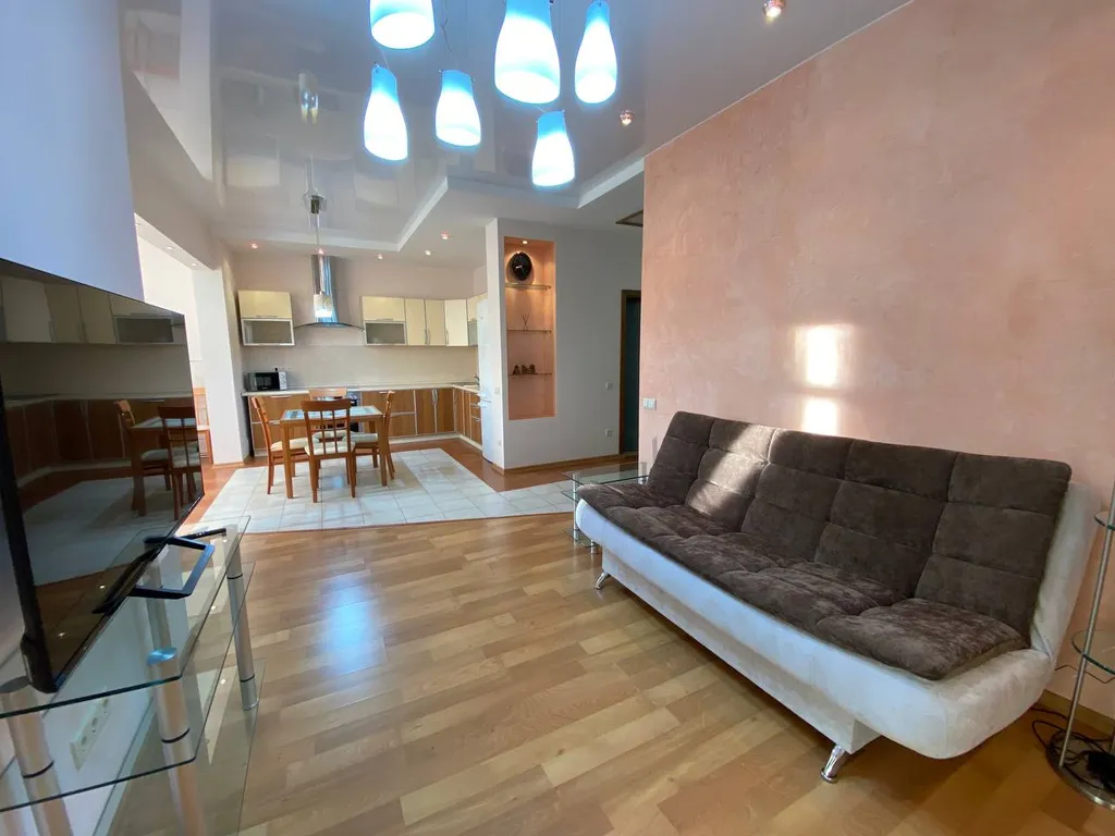 Евродвушка на Ларина