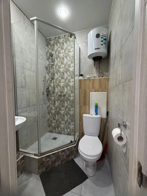 Студия бежевая в центре города