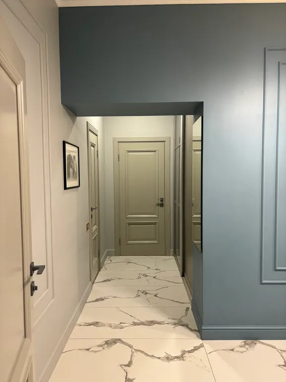 Огромная квартира на набережной