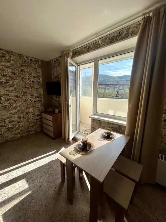 Уютная квартира в центре города — аренда посуточно в Миасс