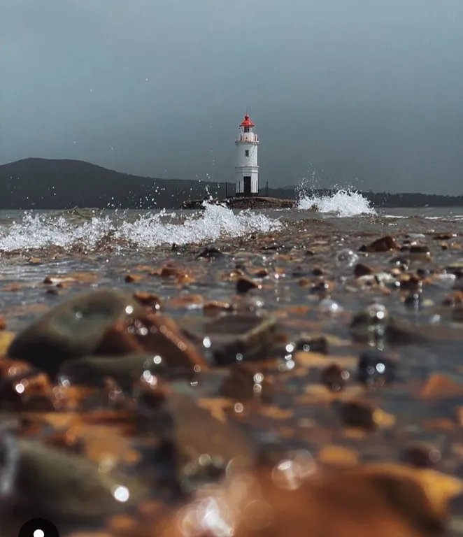 Квартира Квартира Панорамный вид на море, яркие закаты, стильный интерьер, Ocean breeze — Владивосток