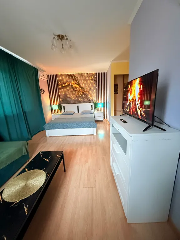 Апартаменты с балконом рядом с жд вокзалом