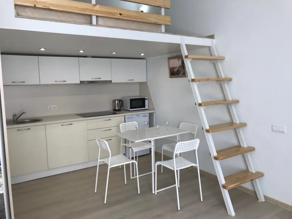 Квартира Квартира Двухъярусная студия Париж — Сириус