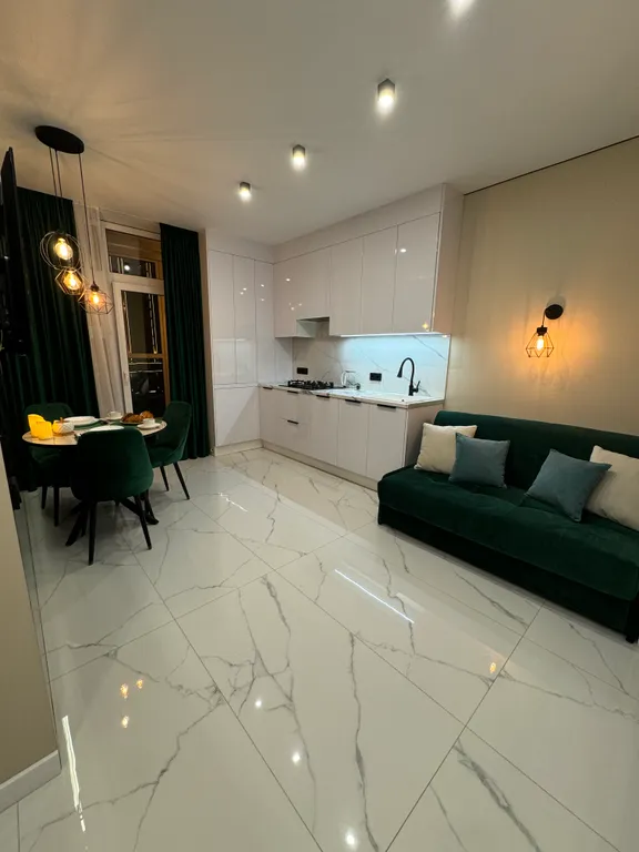 Уютная квартира с дизайнерским ремонтом на левобережье