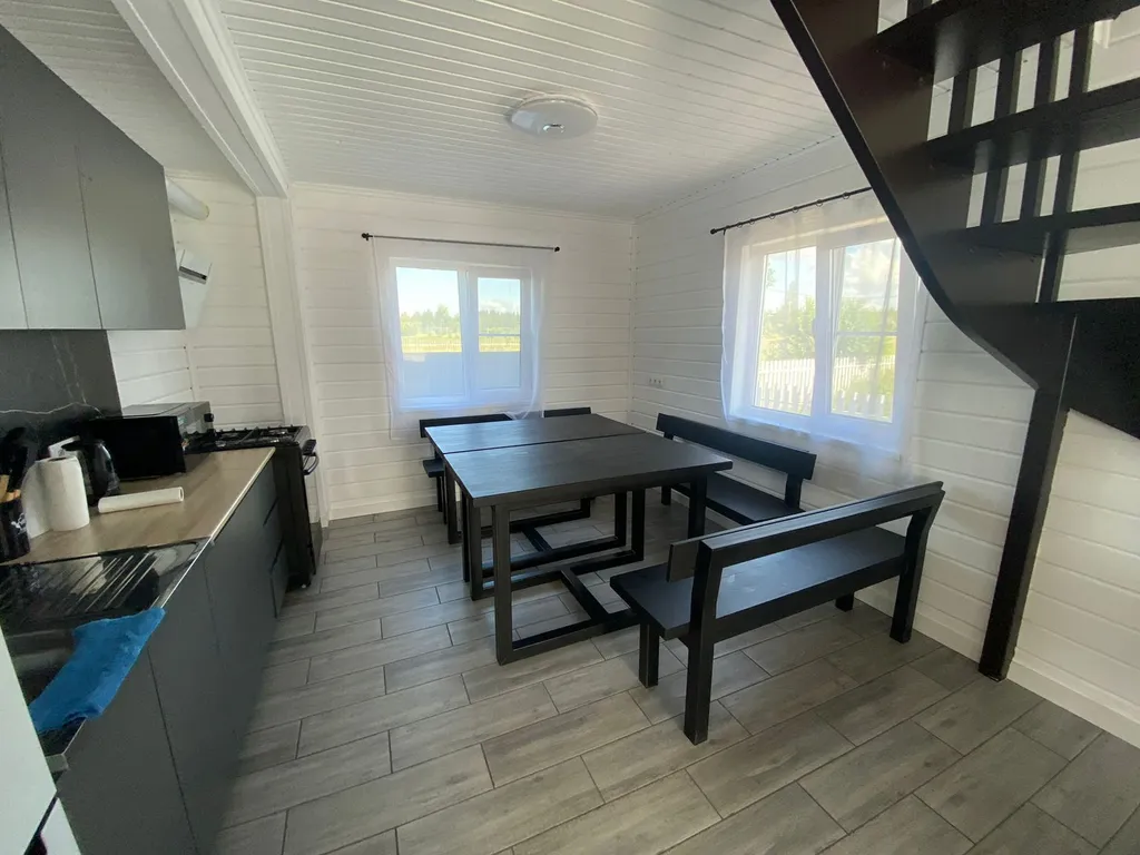 Коттедж Дом у прудов — Коммунар