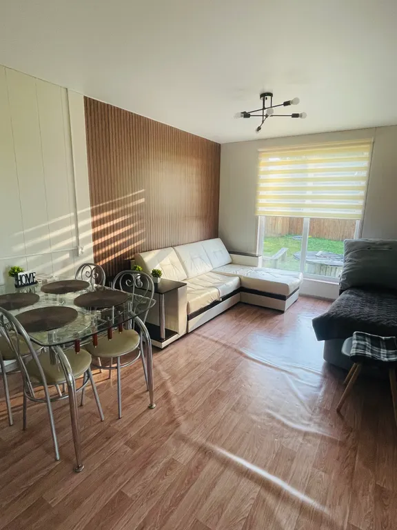 Вдали от суеты