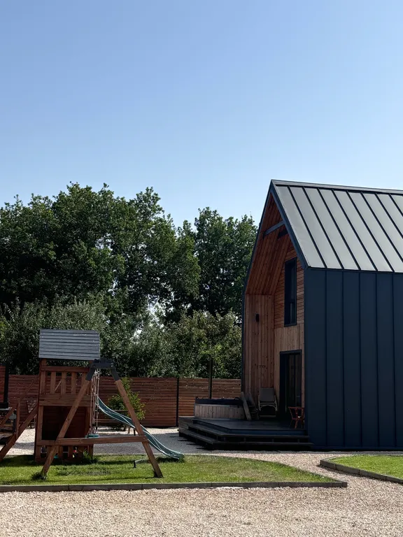 Уникальный барнхаус с купелью сауной и домашним кинотеатром