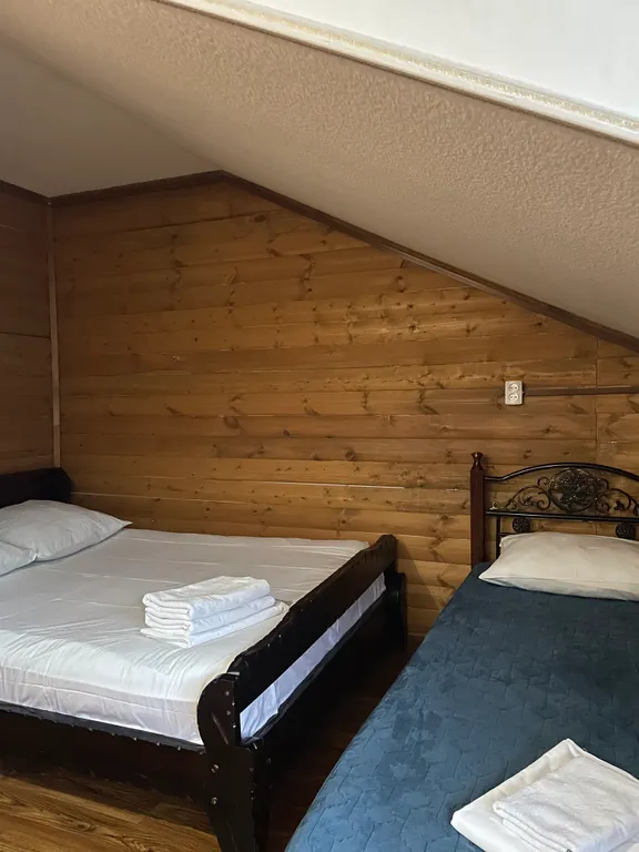 Уютный коттедж в центре Домбая