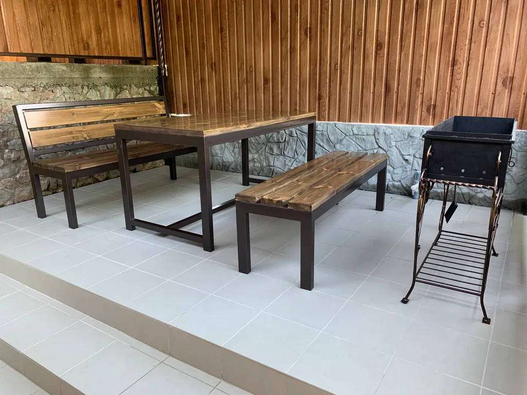 Коттедж Дом 3 спальни, большой двор беседка мангал усадьба Можжевеловый дворик — Айвовое