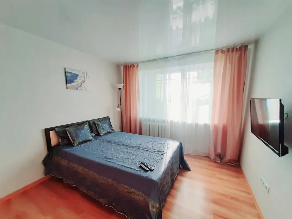 Уютная квартира для двоих — аренда посуточно в Сургут