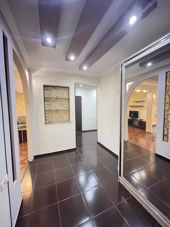 Квартира Luxury City Center Apartments — аренда посуточно в Ереван