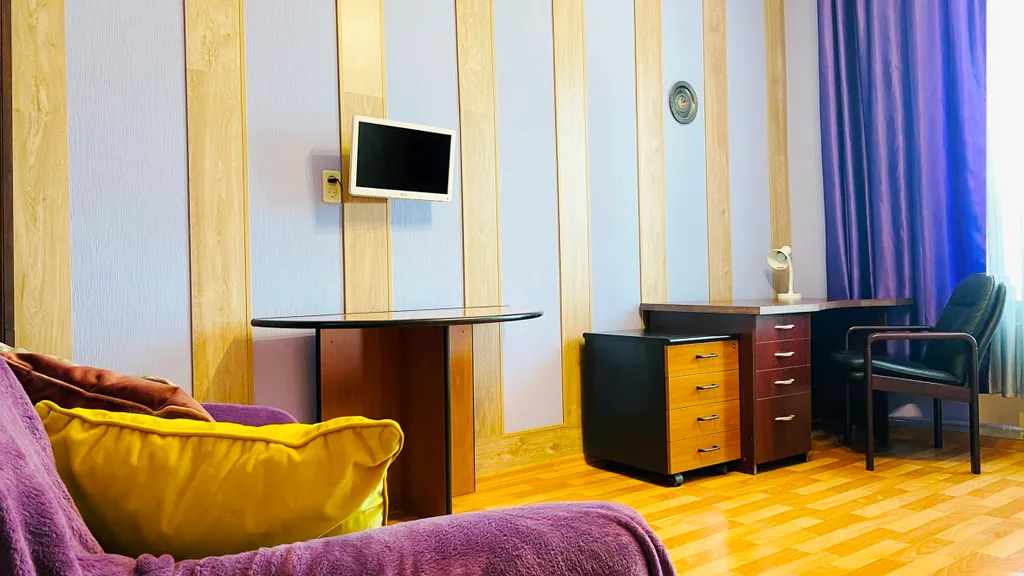 Просторная трехкомнатная квартира в центре