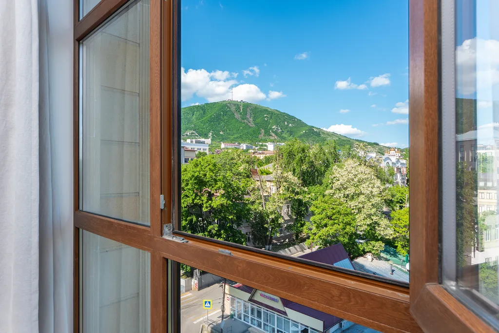Просторная квартира с видом на Машук