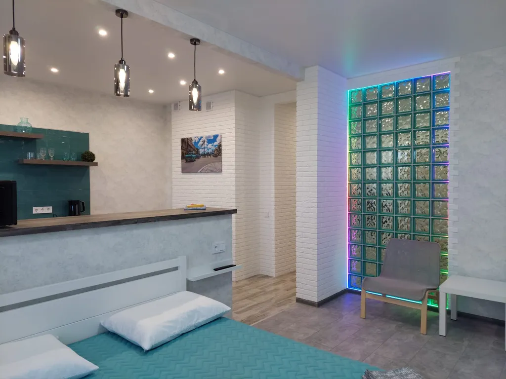 Квартира Студия с камином и креслом - коконом для двоих — аренда посуточно в Рязань