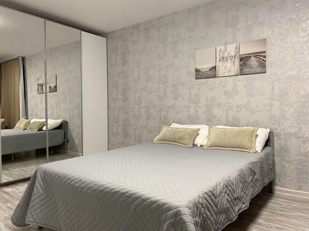 Очень уютная, стильная квартира студия в стиле лофт