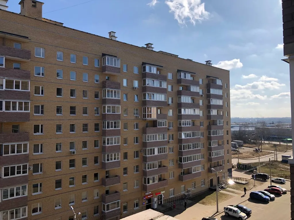 Студия с парящей кроватью